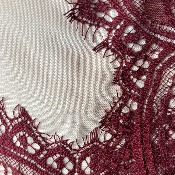 Missguided Beige and Burgundy Long Sleeve Dress - Picture 7 of 7